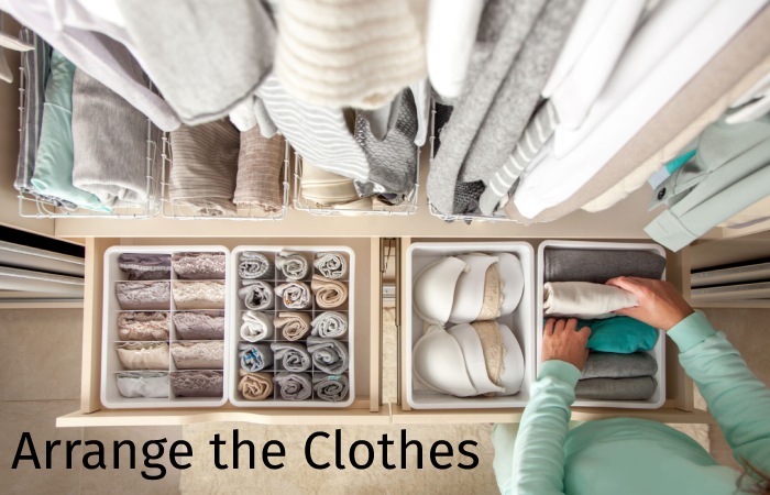 Arrange the Clothes