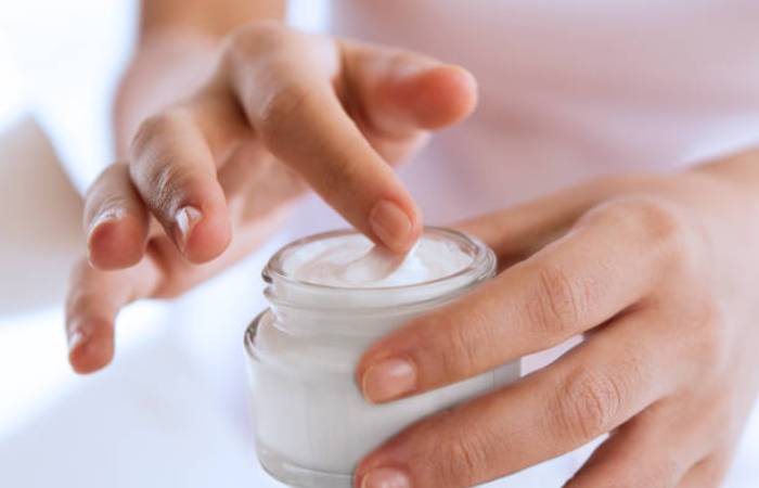 How to Choose the Right Moisturizer with SPF: