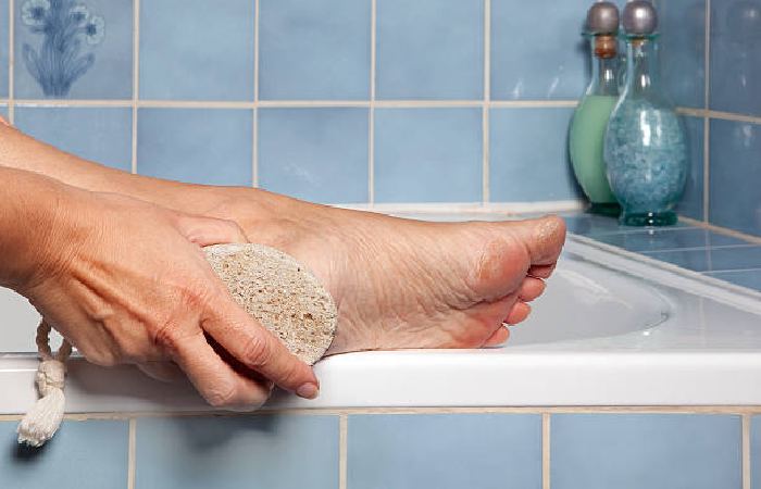 How to Use a Pumice Stone Safely:
