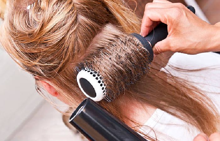 Tips for Using a Round Brush Hair Dryer