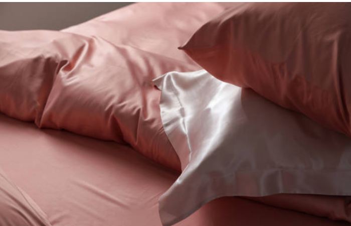 Why Satin Pillowcases are Gaining Popularity?